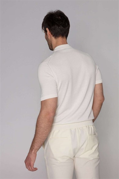 Yüksek Yaka Krem Renk İpekli Triko