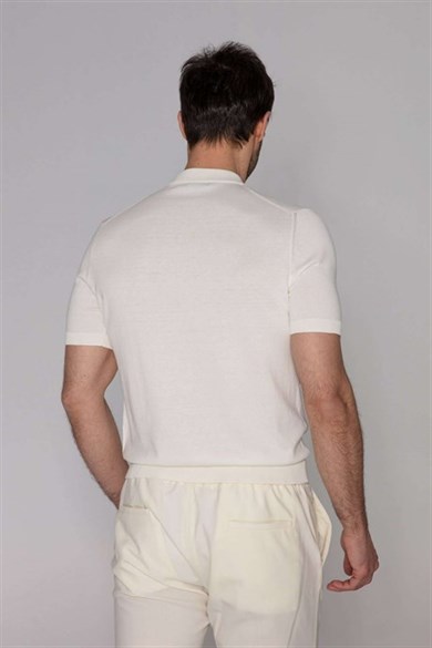 Yüksek Yaka Krem Renk İpekli Triko