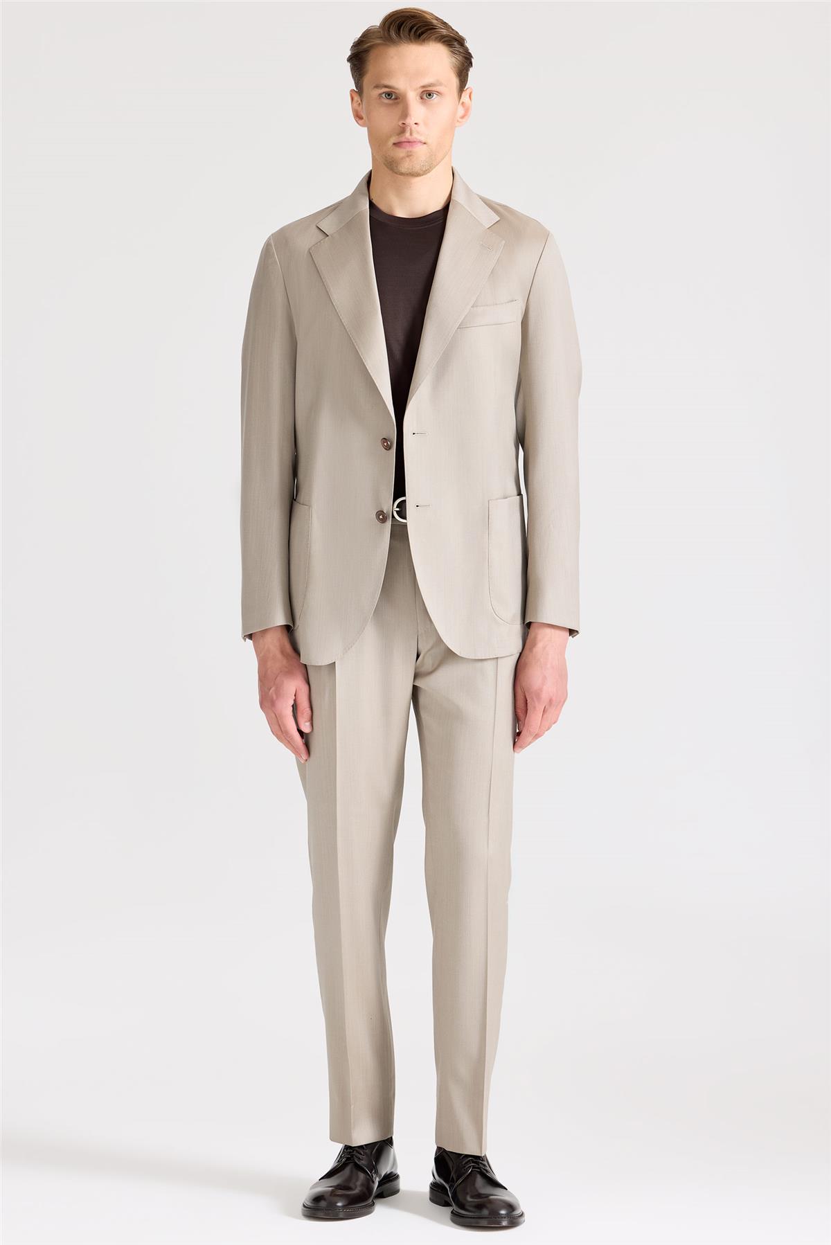 Bej Yün İpek Takım Elbise