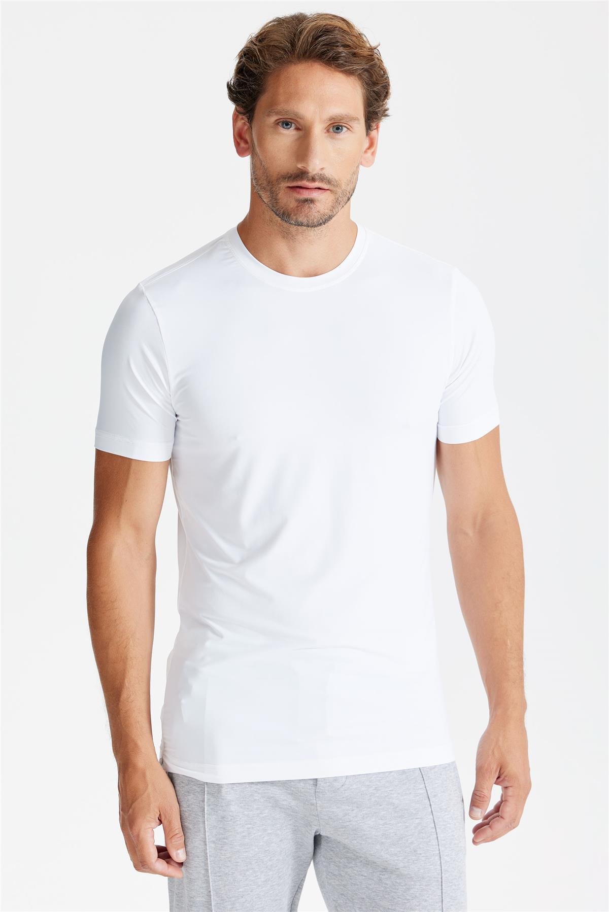 Beyaz Sıfır Yaka Vintage Teknik Kumaş T-shirt