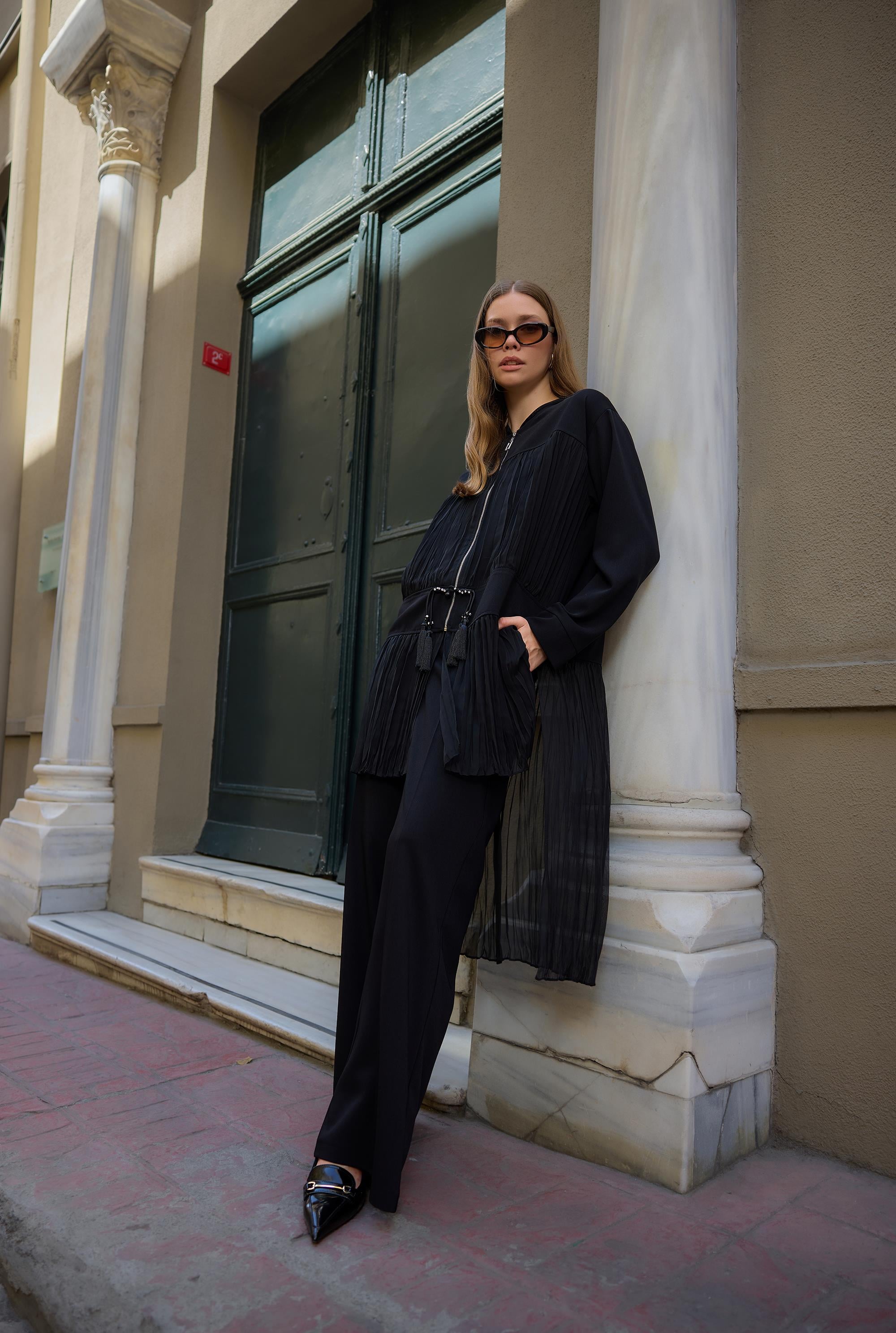 SİYAH PİLİSELİ TAKIM