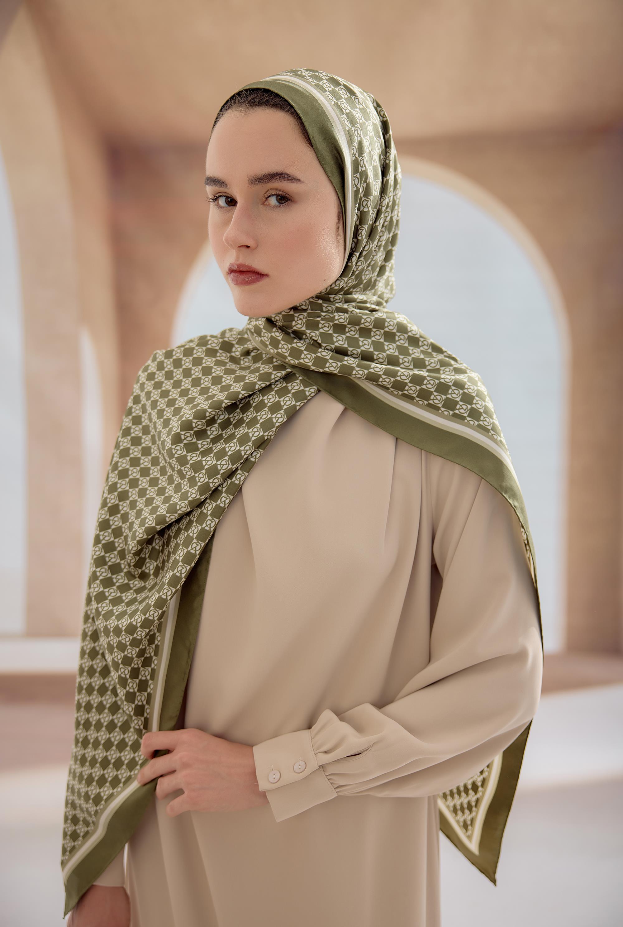 HAKİ DAMA İPEK ŞAL