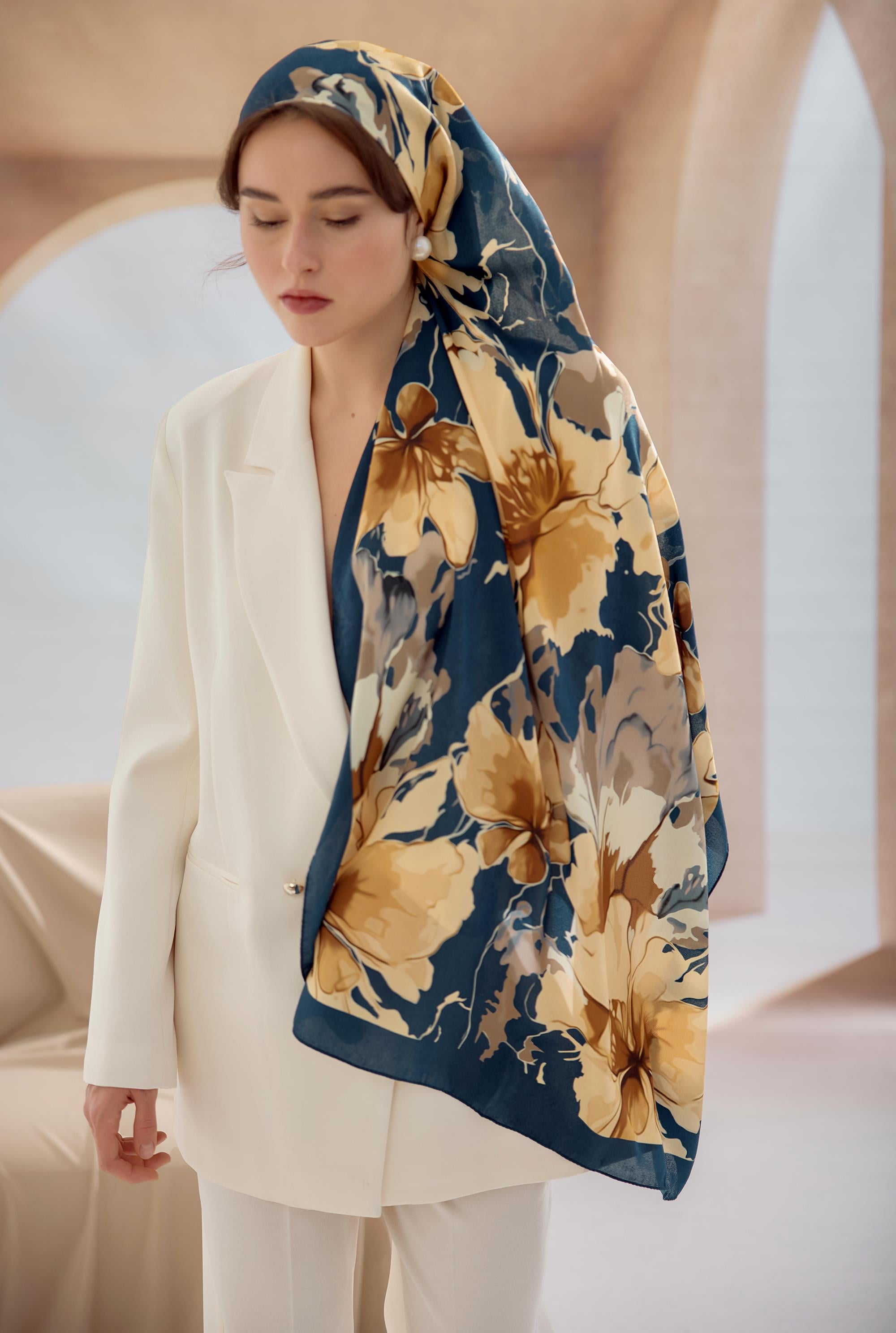 LACİVERT GOLD FLOWER ŞAL