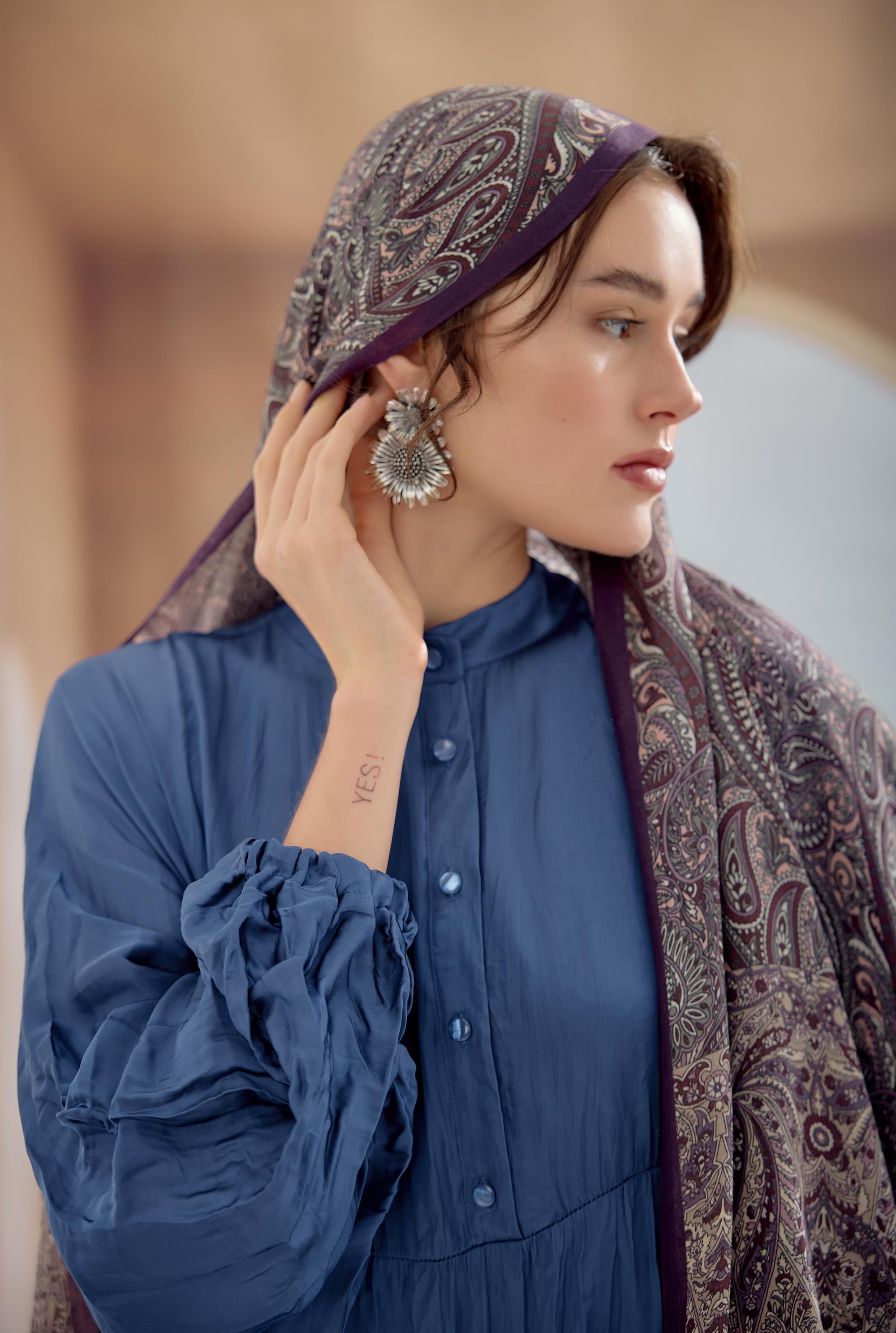 MÜRDÜM LİNDA ŞAL