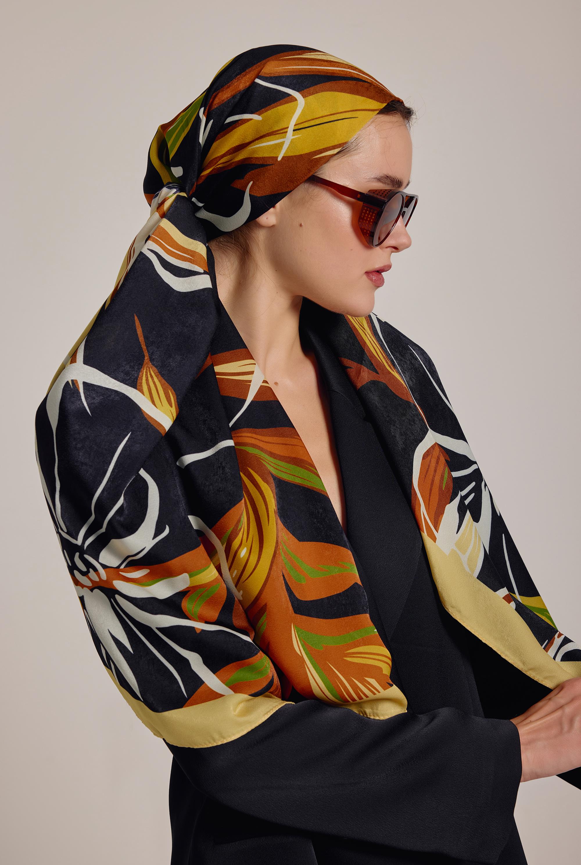 SİYAH-BEJ YAQA BLOSSOM PREMIUM ŞAL