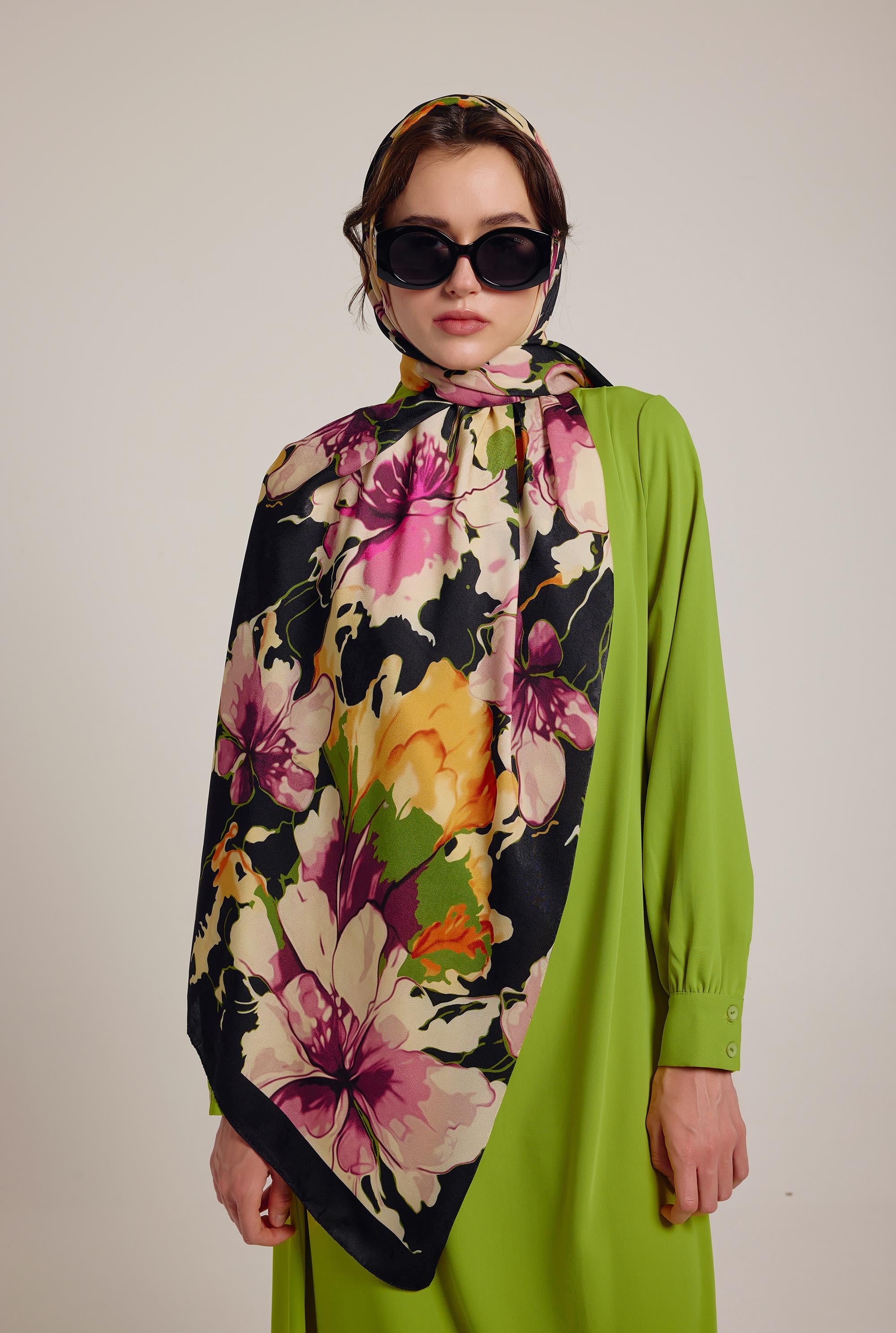 SİYAH FLOWER ŞAL