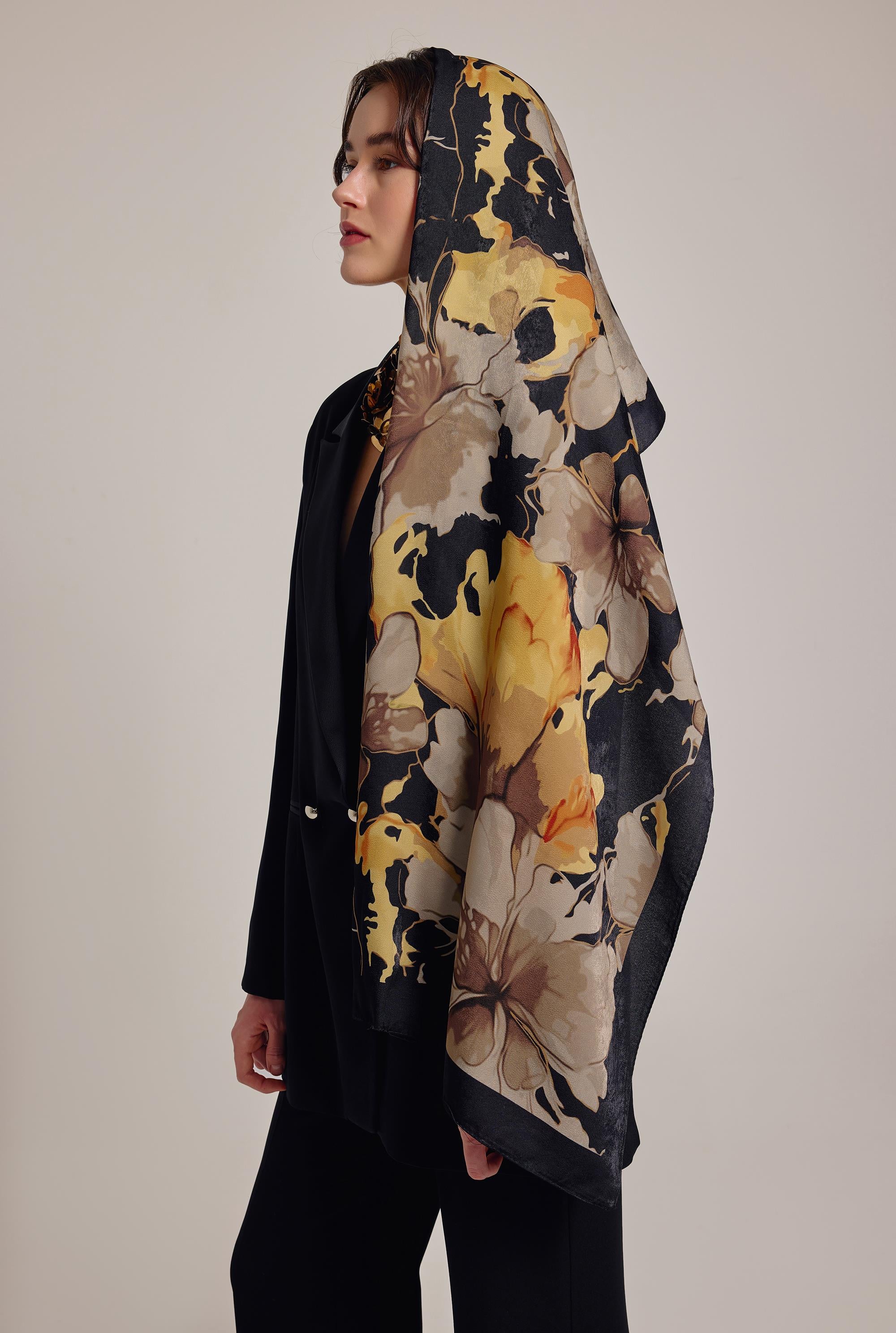 SİYAH VİZON FLOWER ŞAL