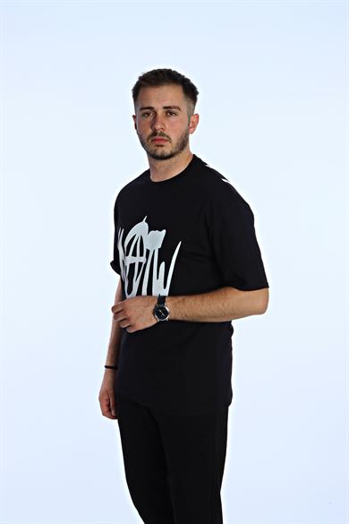 Now  Baskılı Oversize Tişört Siyah