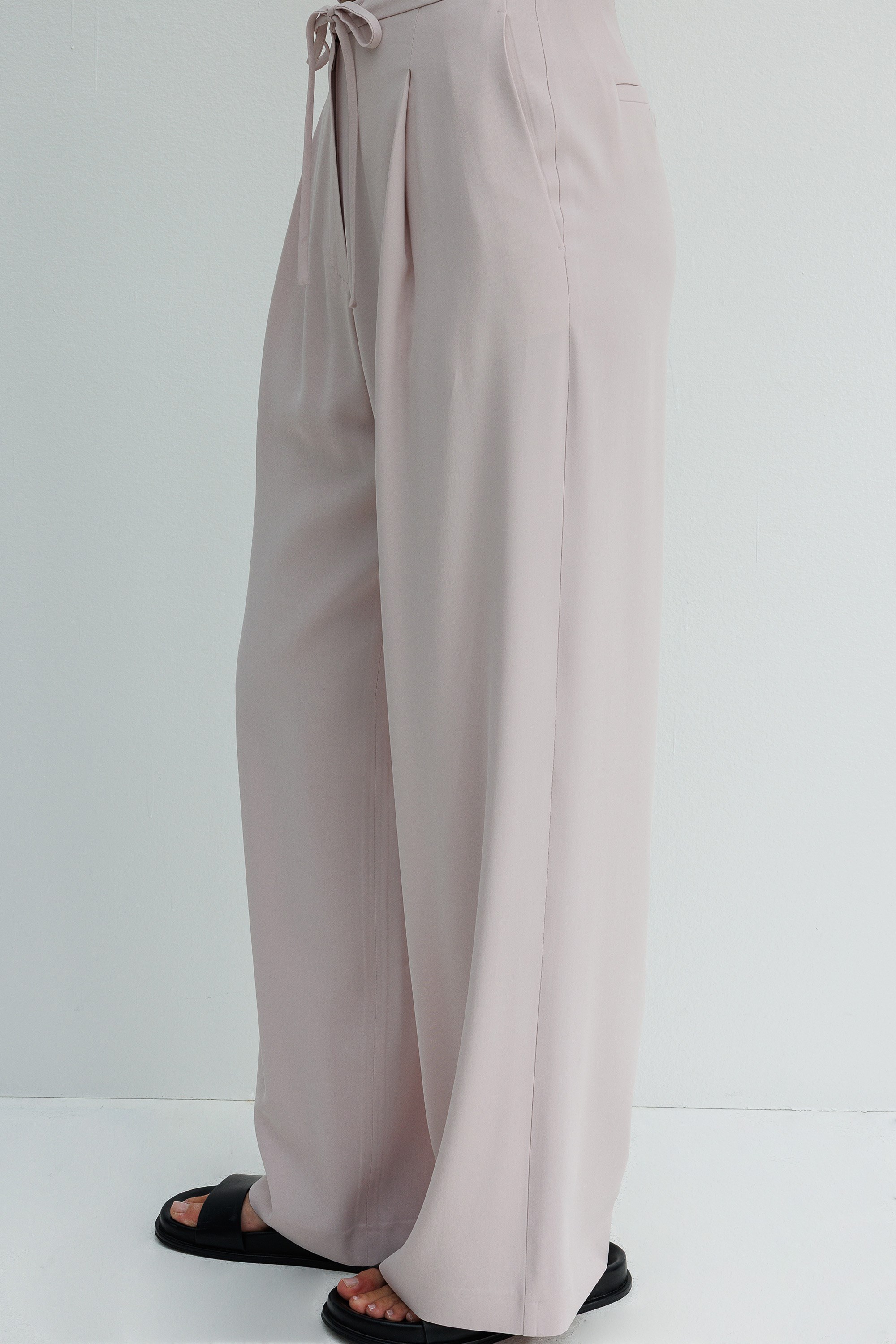 Bağcıklı Bol Kesim Pantolon