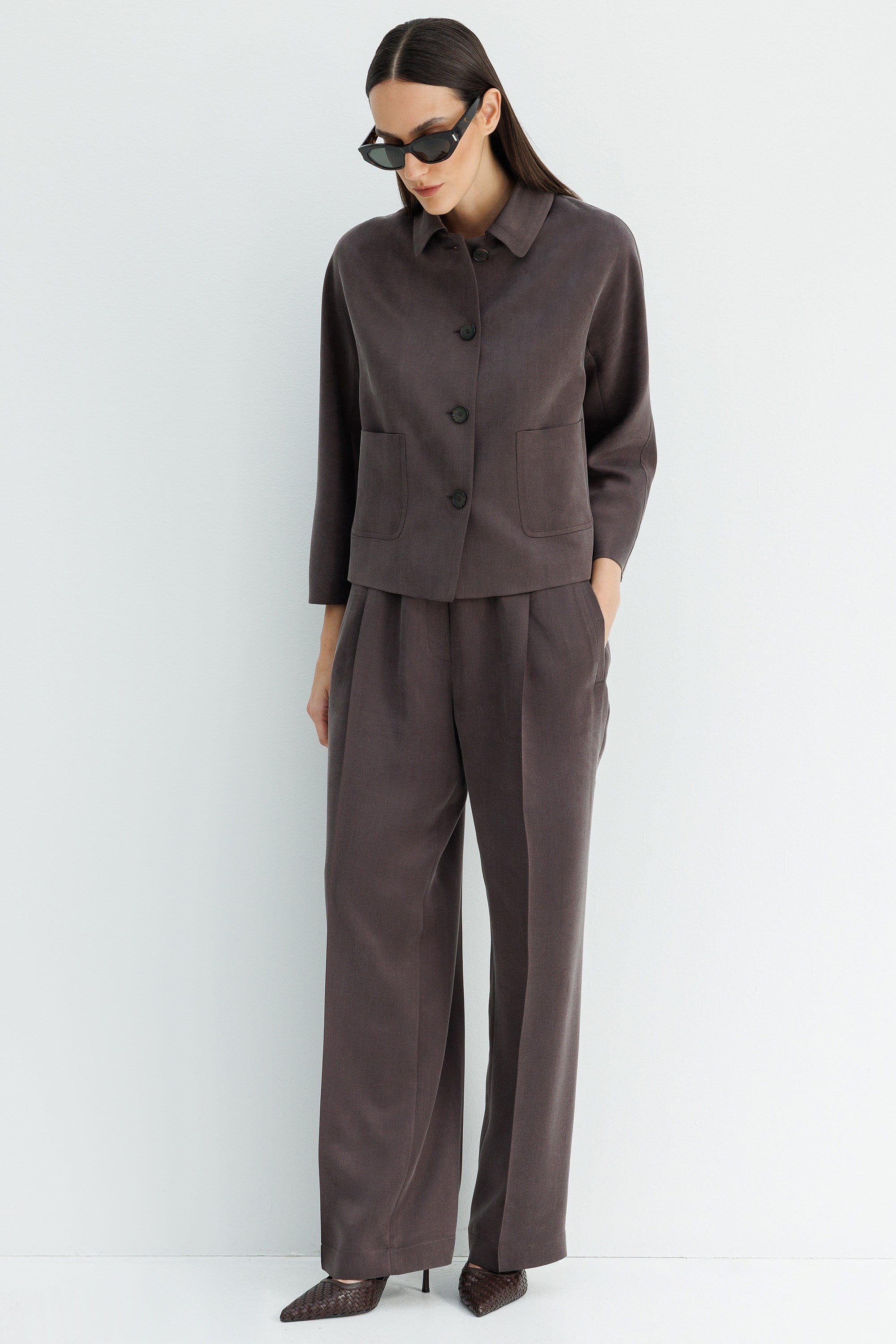 Dıştan Cepli Kısa Ceket