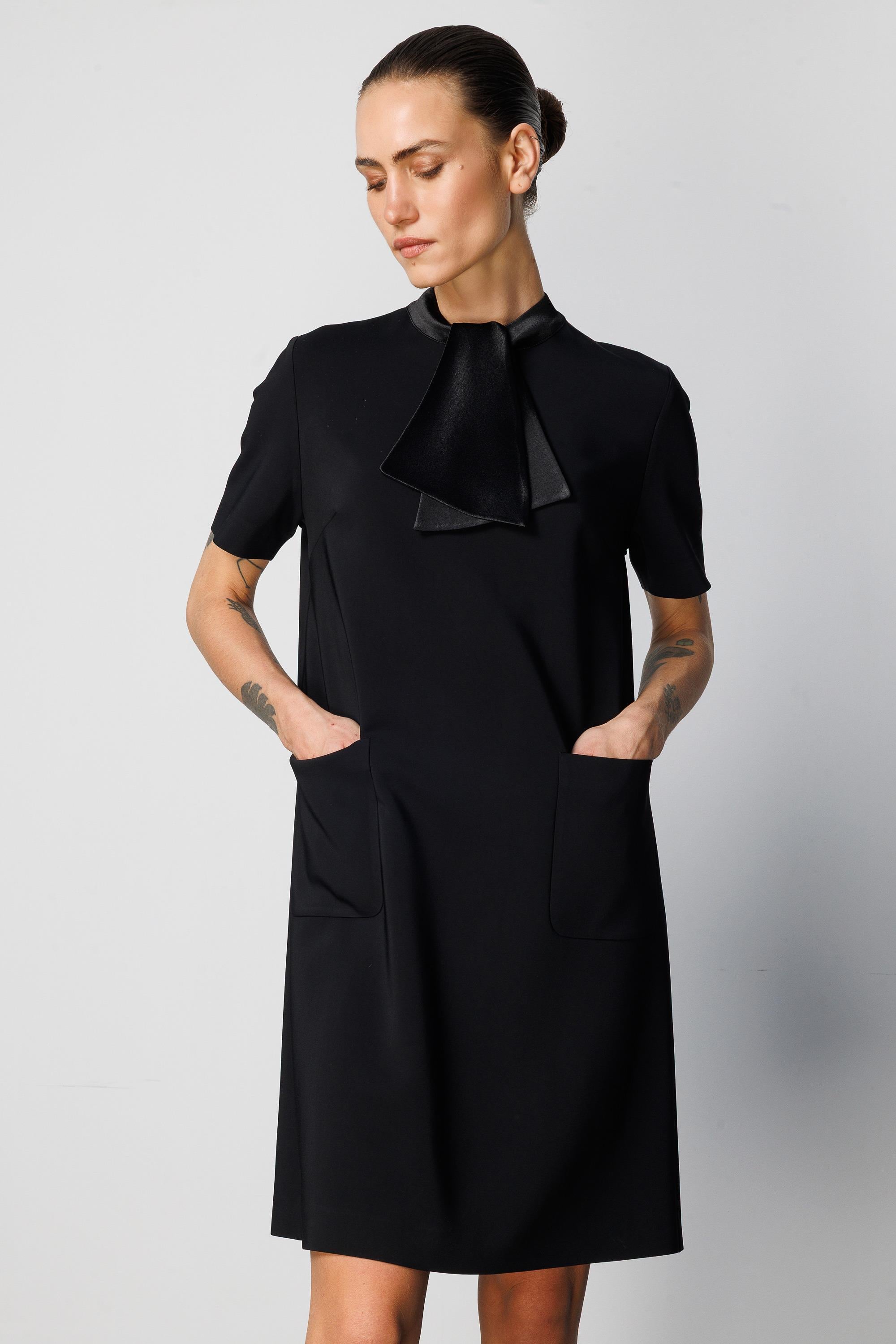 Fularlı Cepli Elbise