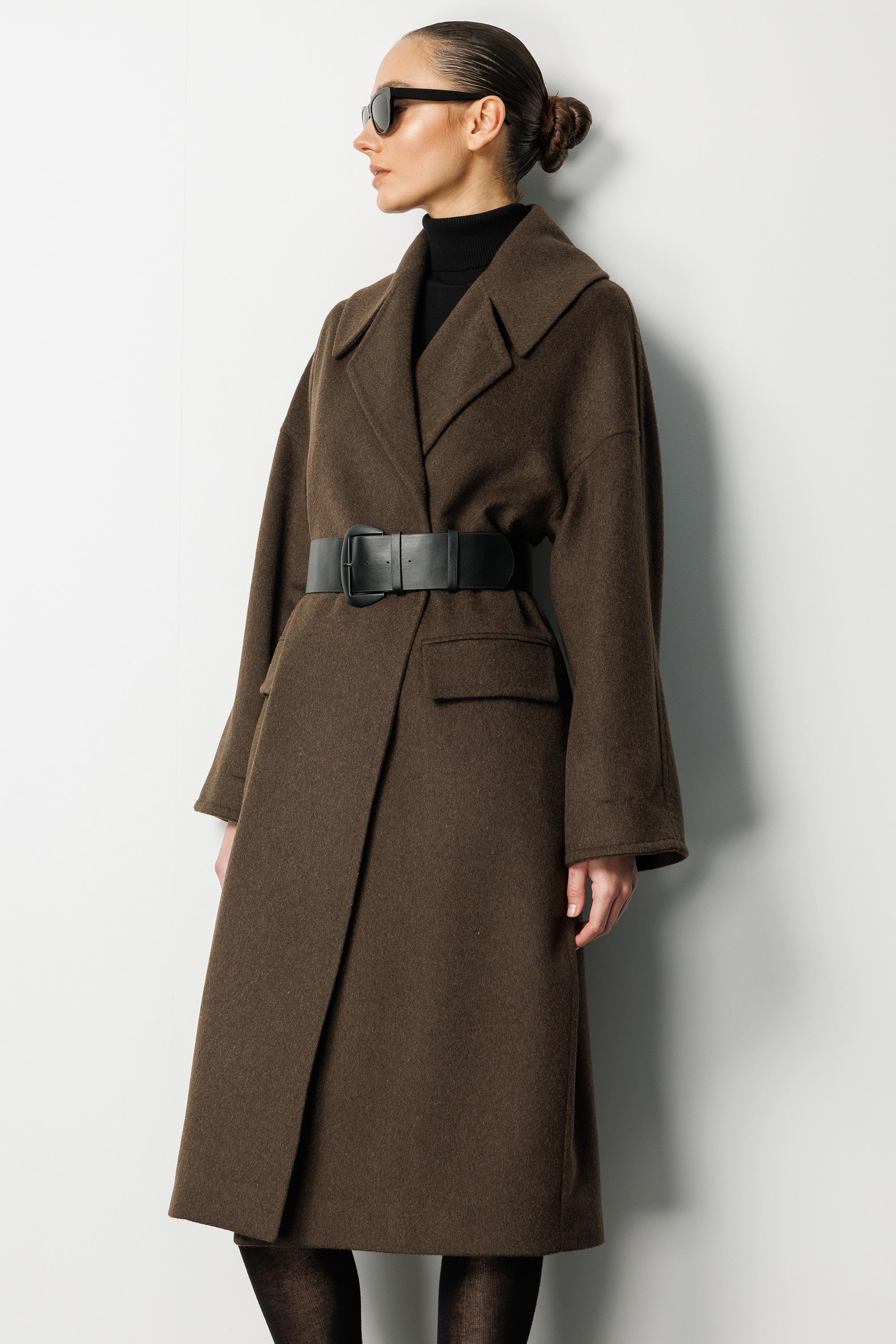 Geniş Yaka Kemerli Manto