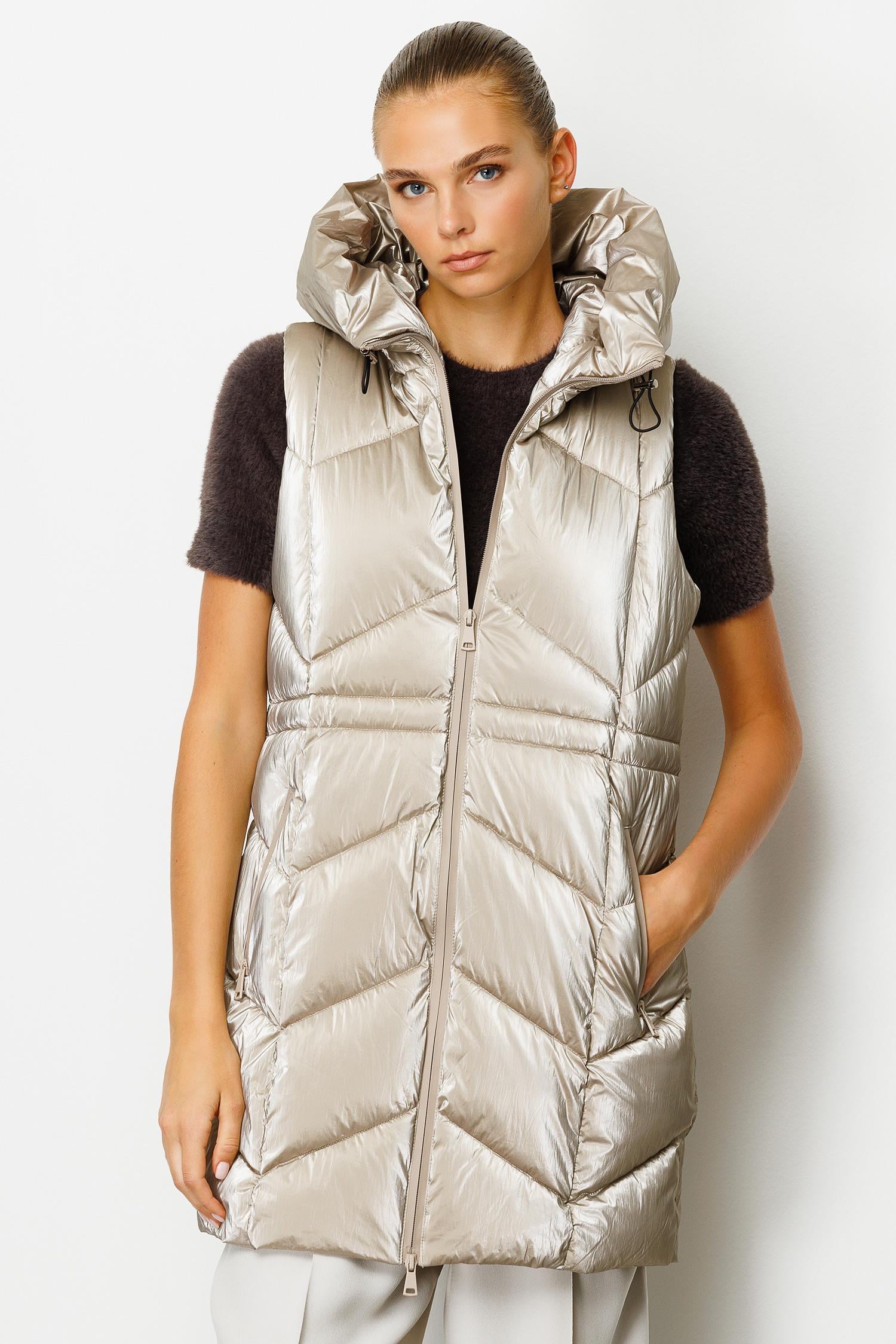 Kapüşonlu Kolsuz Anorak