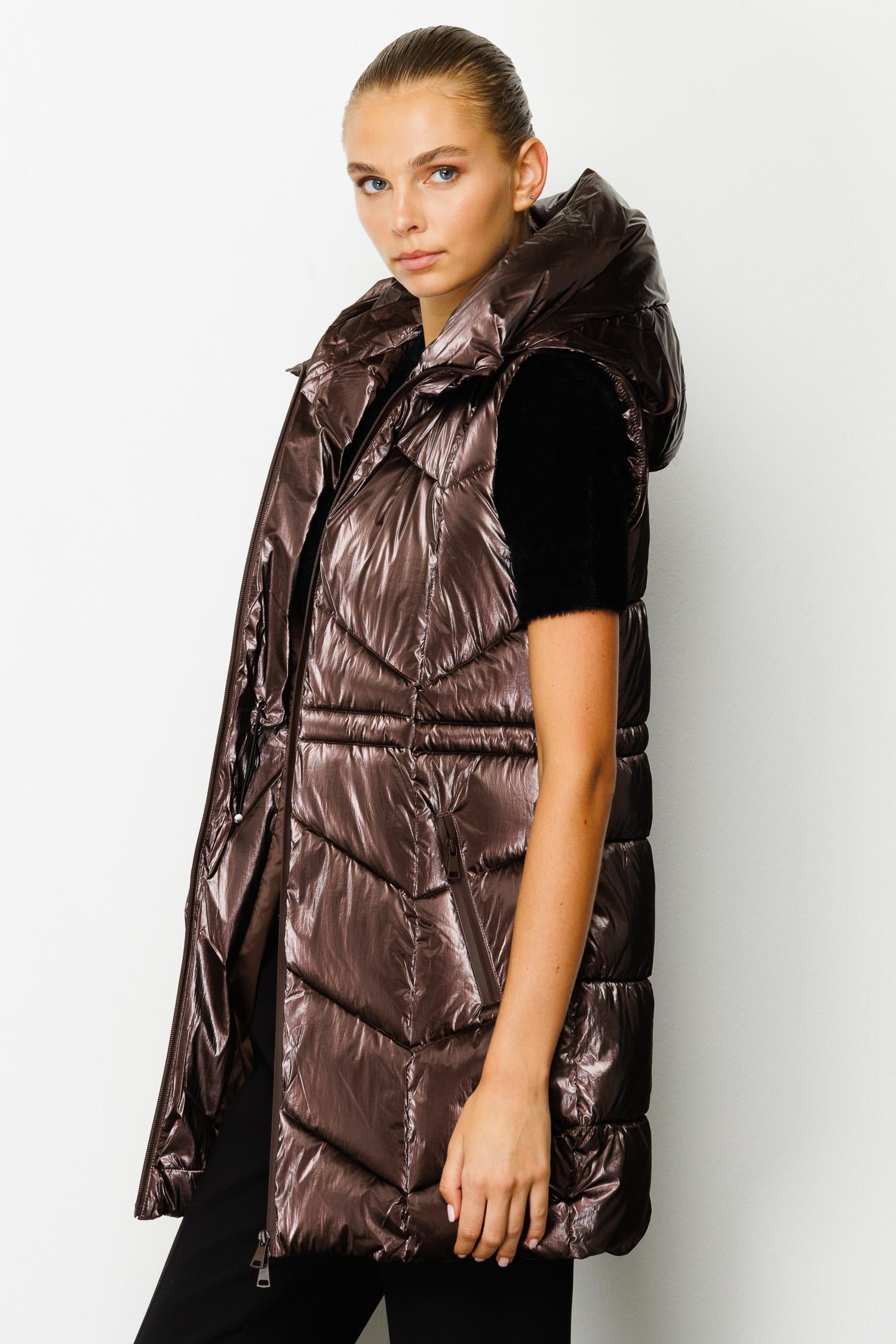 Kapüşonlu Kolsuz Anorak