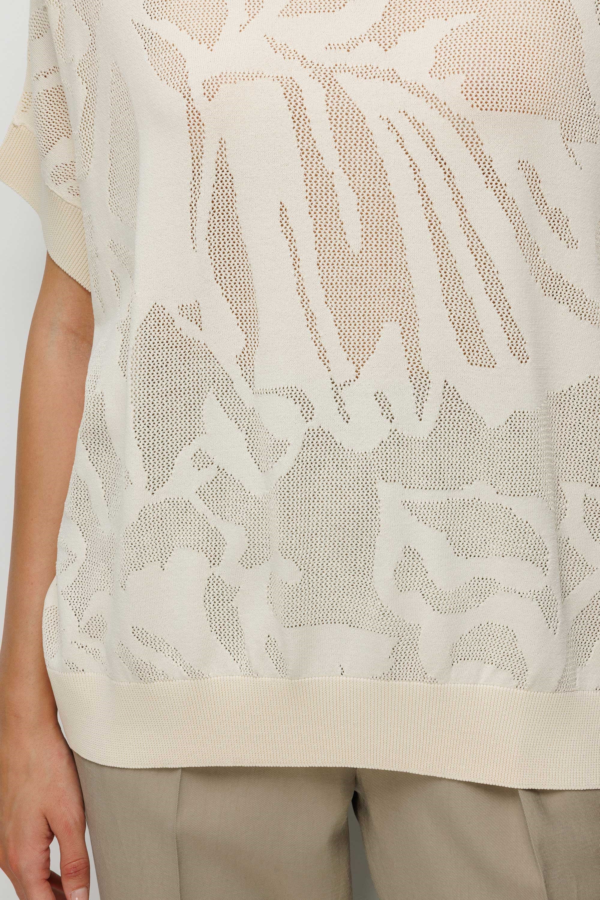 Kayık Yaka Jakarlı Triko