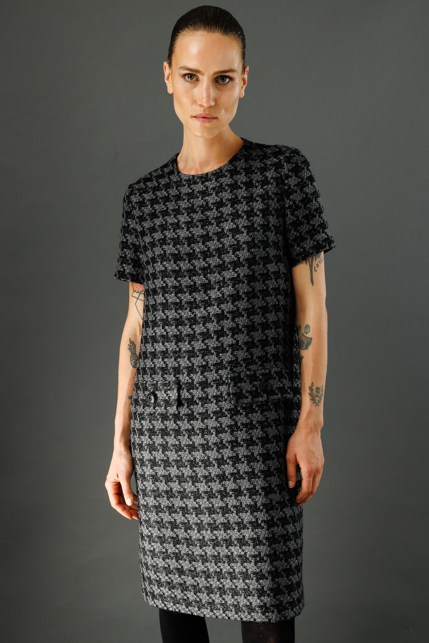 O Yaka Kazayağı Elbise