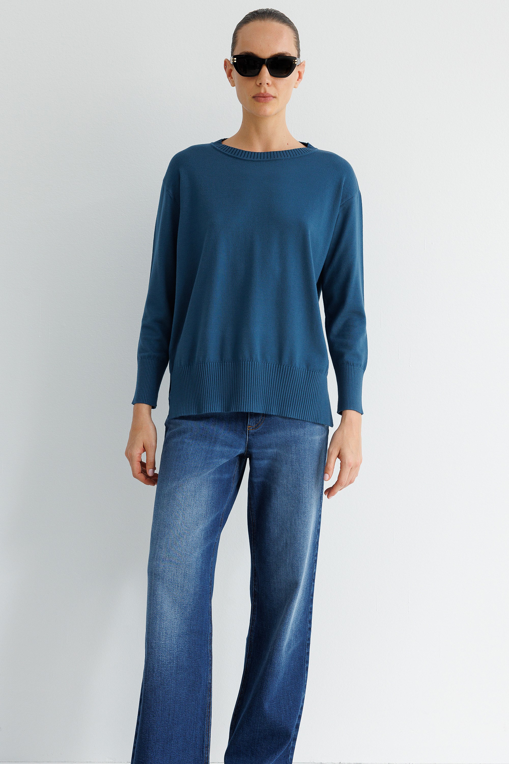 O Yaka Oversize Triko