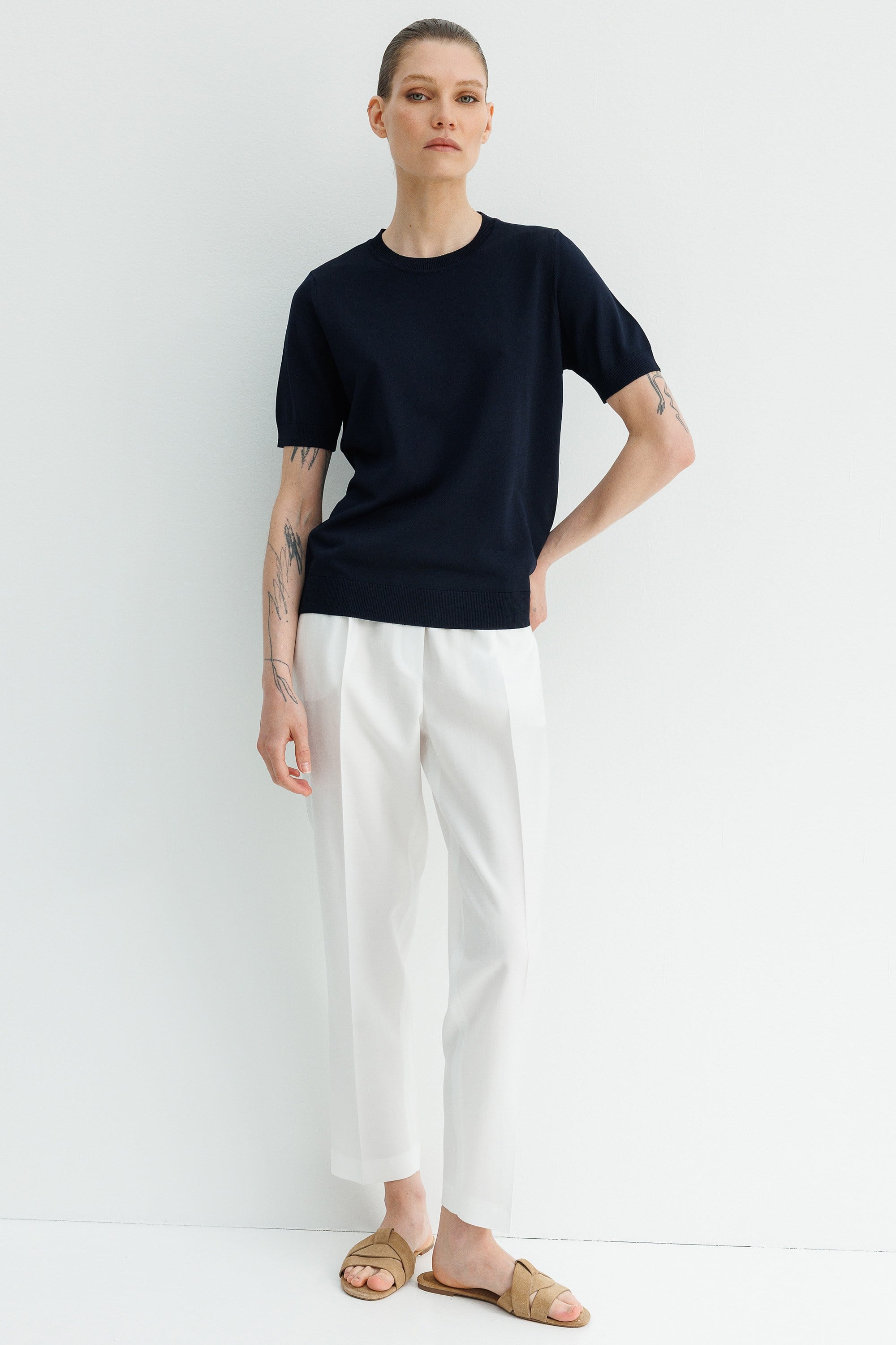 O Yaka Yarım Kol Triko