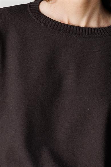 0 Yaka Oversize Triko