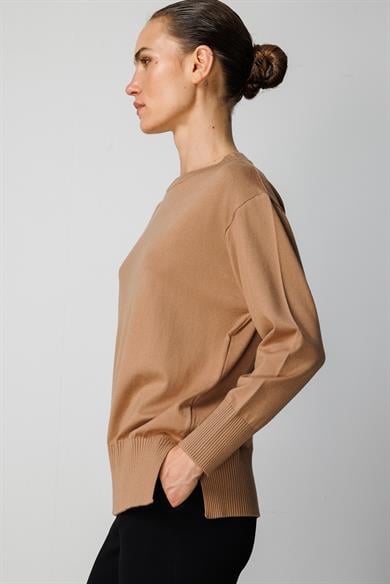 0 Yaka Oversize Triko