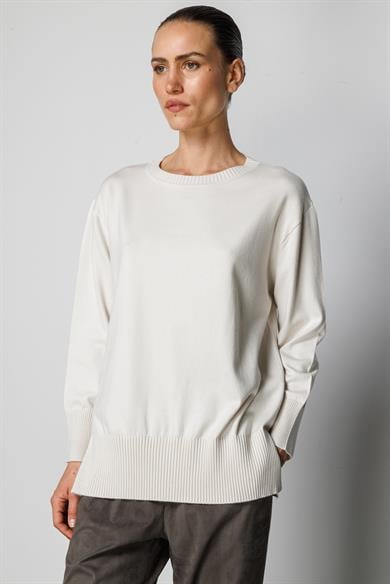 0 Yaka Oversize Triko