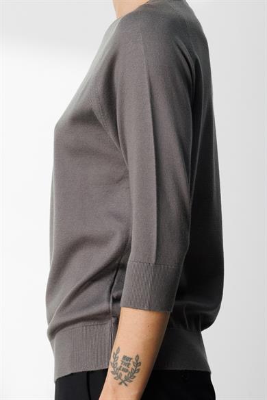 0 Yaka Truvakar Kol Triko