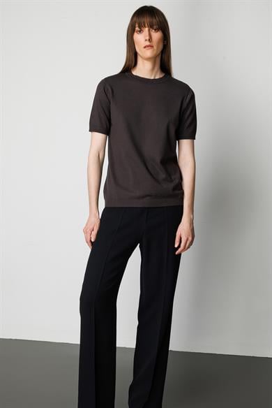 0 Yaka Yarım Kol Triko