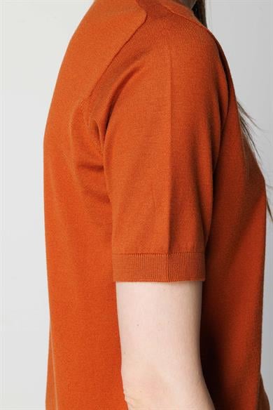 0 Yaka Yarım Kol Triko