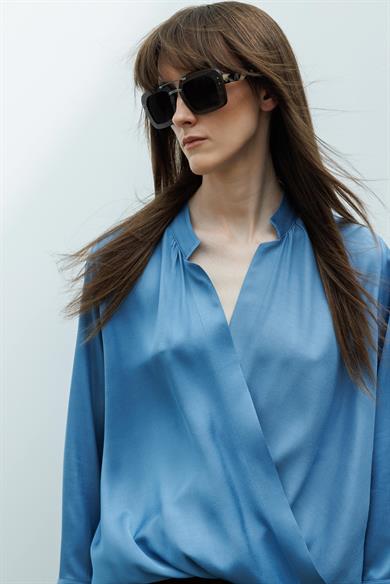 Anvelop Manşetli Bluz