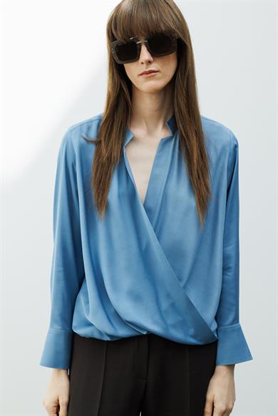 Anvelop Manşetli Bluz