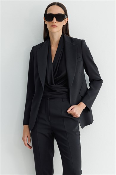 Asimetrik Cepli Ceket