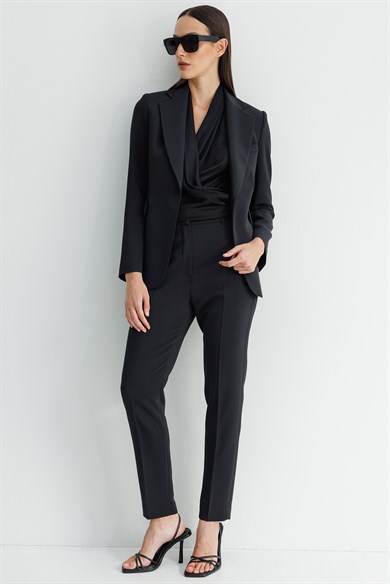 Asimetrik Cepli Ceket