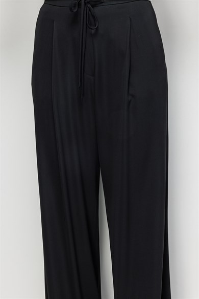 Bağcıklı Bol Kesim Pantolon