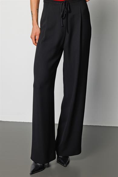 Bağcıklı Bol Kesim Pantolon