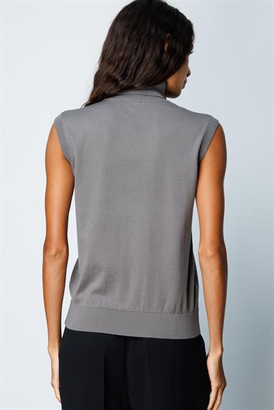 Balıkçı Yaka Kolsuz Triko