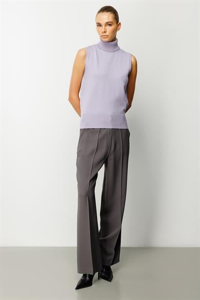 Balıkçı Yaka Kolsuz Triko