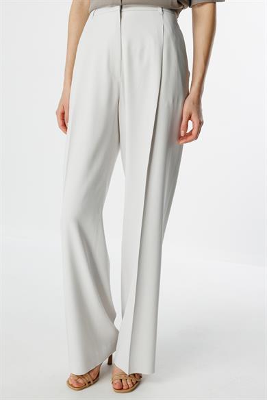 Bol Kesim Pileli Pantolon