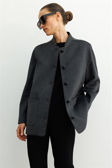 Deri Yakalı Dıştan Cepli Cup