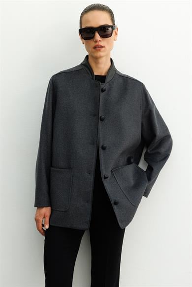 Deri Yakalı Dıştan Cepli Cup