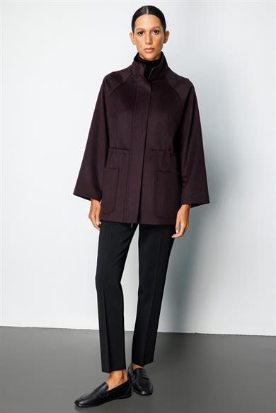 Dik Yaka Fermuarlı Kaban