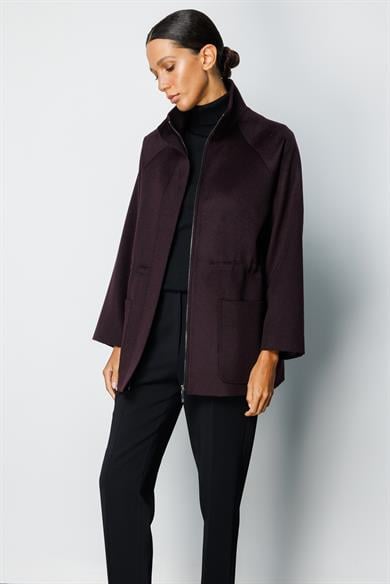 Dik Yaka Fermuarlı Kaban