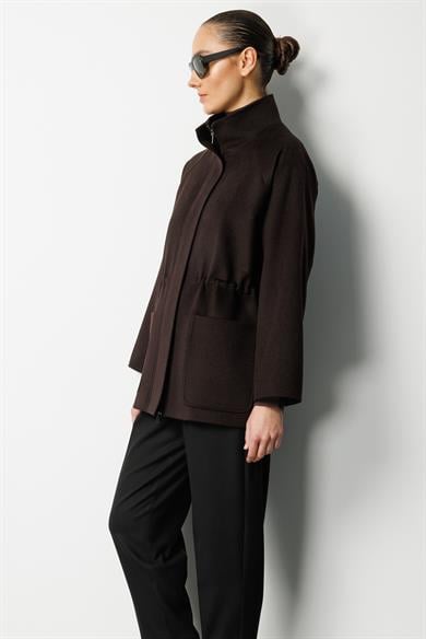 Dik Yaka Fermuarlı Kaban