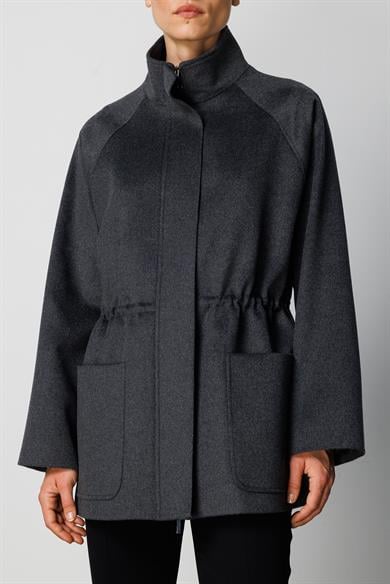 Dik Yaka Fermuarlı Kaban