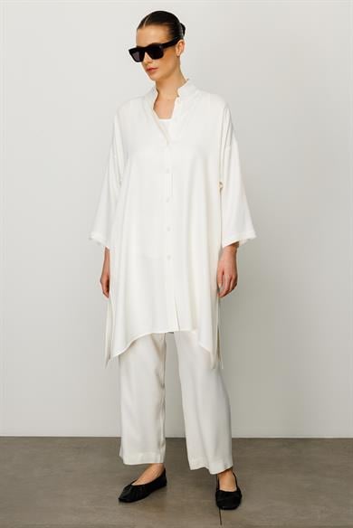 Dik Yaka Yırtmaçlı Tunik