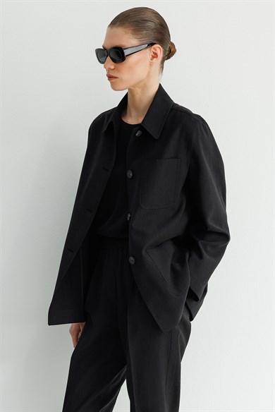 Dıştan Cepli Astarsız Ceket