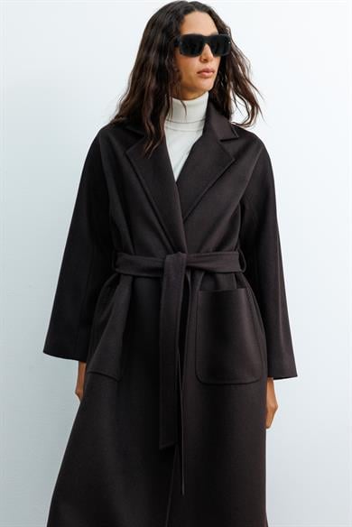 Dıştan Cepli Kemerli Manto