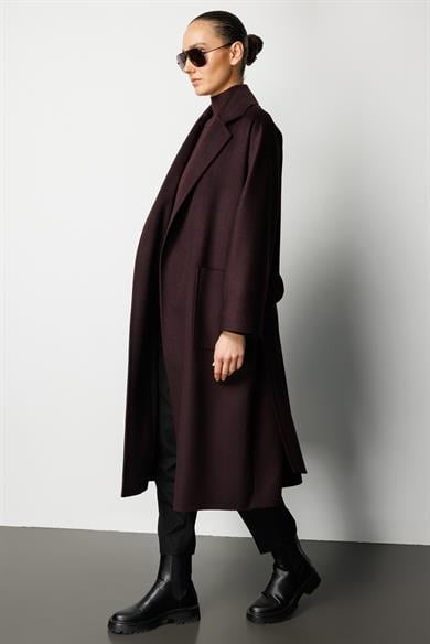 Dıştan Cepli Kemerli Manto