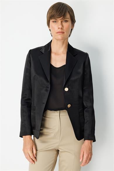 Dıştan Cepli Metal Düğmeli Ceket