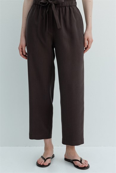 Elastan Kemerli Bağcıklı Pantolon