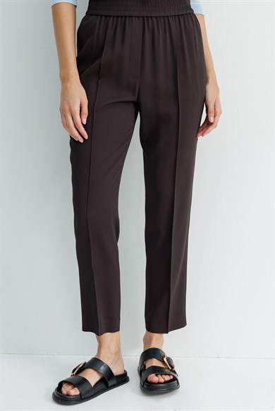Elastan Kemerli Dar Paça Pantolon